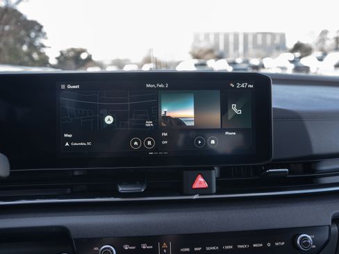 New 2026 Kia Carnival EX FWD image 14