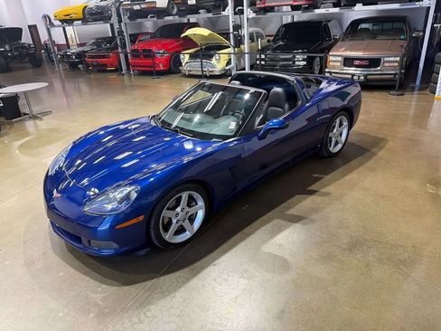 Used 2006 Chevrolet Corvette Coupe RWD image 76