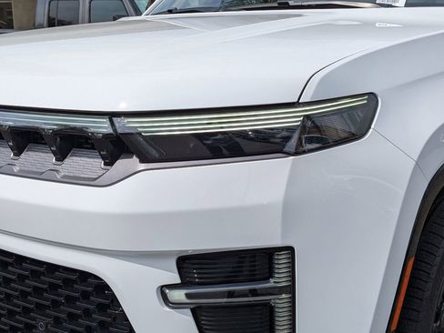 New 2026 Jeep Grand Wagoneer L Limited image 10