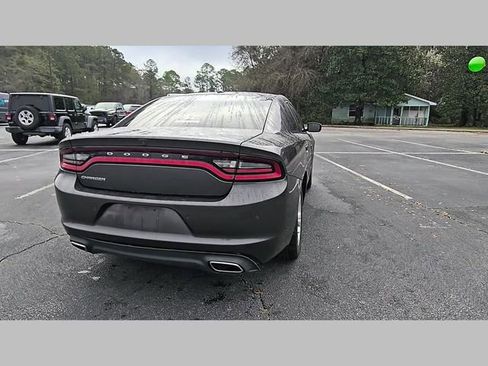 Used 2020 Dodge Charger SXT w/ Leather Interior Group image 30