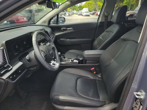Used 2023 Kia Sportage EX FWD image 19