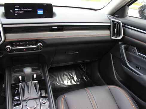 Used 2025 MAZDA CX-50 AWD 2.5 Hybrid w/ Premium Pkg image 17