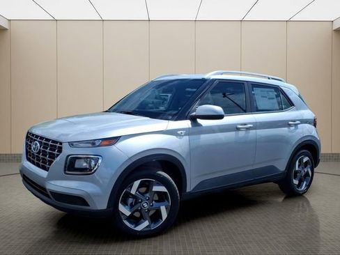 New 2026 Hyundai Venue SEL FWD image 2