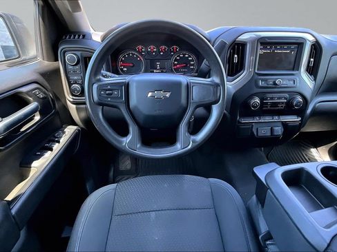 Used 2019 Chevrolet Silverado 1500 Custom Trail Boss AWD/4WD image 5
