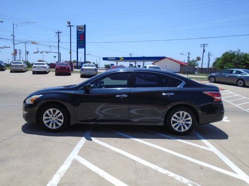 Used 2015 Nissan Altima 2.5 S w/ Power Driver Seat Package FWD image 4