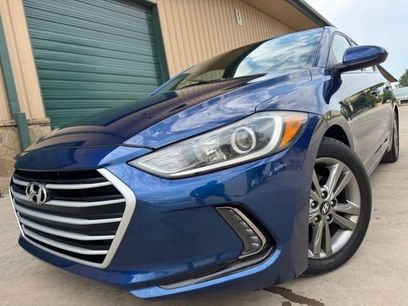 Used 2017 Hyundai Elantra SE w/ SE A/T Tech Package 03