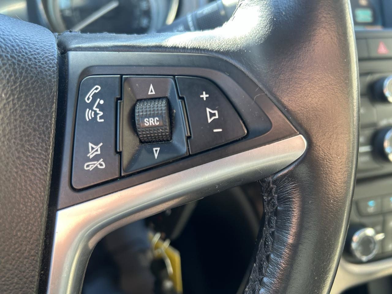 Used 2015 Buick Verano FWD image 18