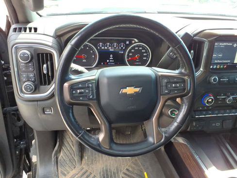 Used 2022 Chevrolet Silverado 2500 High Country w/ Safety Package II AWD/4WD image 7