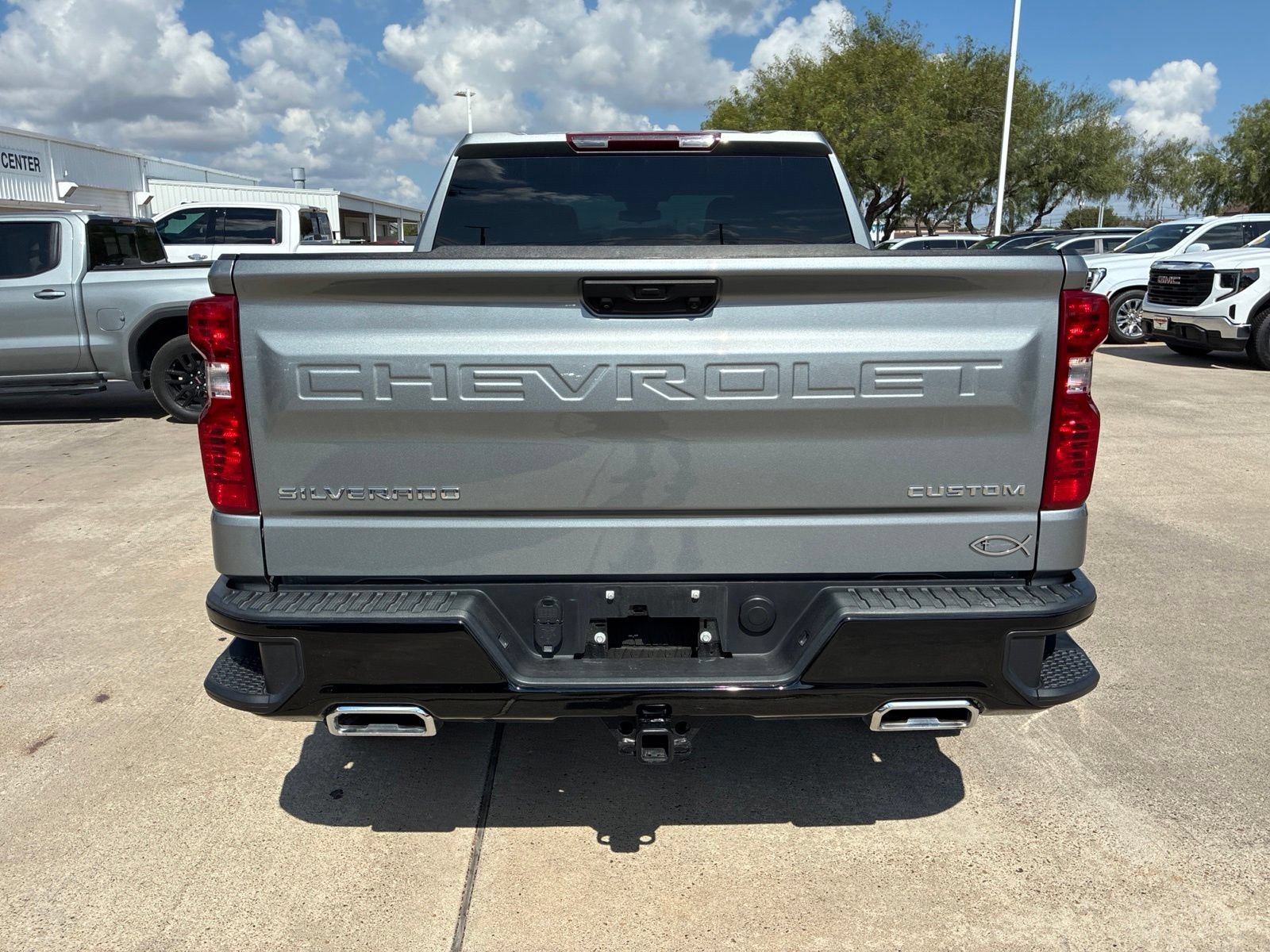 Used 2026 Chevrolet Silverado 1500 Custom Trail Boss AWD/4WD image 4