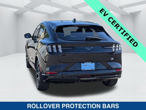 Certified 2022 Ford Mustang Mach-E Premium image 6