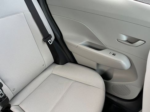 Used 2025 Hyundai Kona SEL image 37