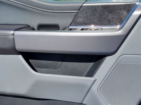 Used 2025 Ford F150 XLT w/ Equipment Group 301A Standard image 19