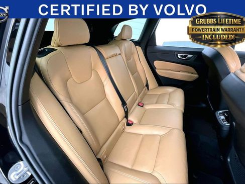 Certified 2023 Volvo XC60 B5 Ultimate w/ Protection Package Premier FWD image 36