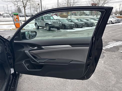 Used 2018 Honda Civic LX-P image 22
