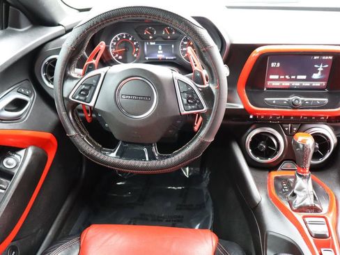 Used 2018 Chevrolet Camaro LT image 17