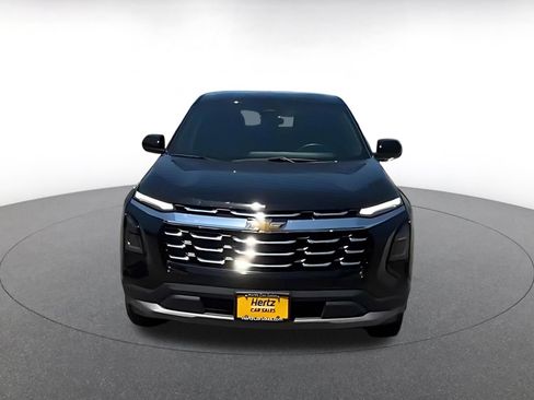 Used 2025 Chevrolet Equinox LT FWD image 4