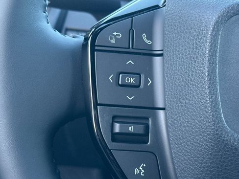 New 2026 Toyota Prius Limited FWD image 27