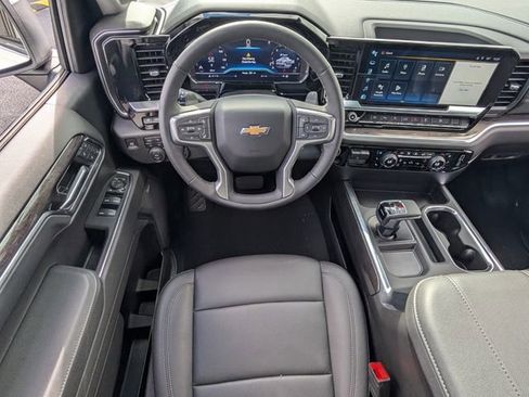 New 2025 Chevrolet Silverado 1500 LTZ w/ LTZ Premium Package AWD/4WD image 7
