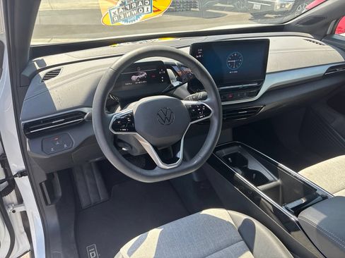Used 2023 Volkswagen ID.4 Pro RWD image 2