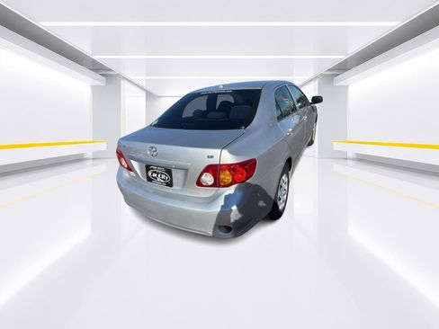 Used 2010 Toyota Corolla FWD image 4