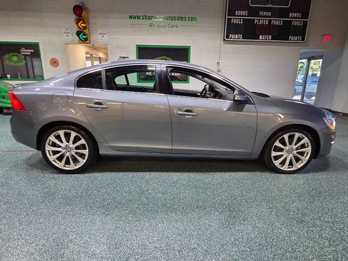Used 2018 Volvo S60 T5 Inscription Platinum AWD/4WD image 6