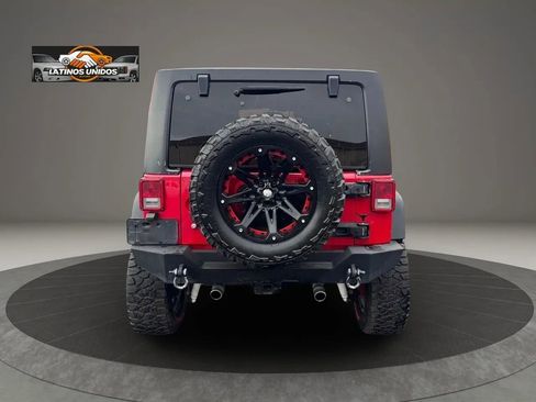 Used 2014 Jeep Wrangler Unlimited Rubicon w/ Connectivity Group AWD/4WD image 6