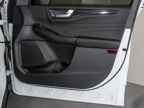 New 2026 Ford Escape ST-Line image 41