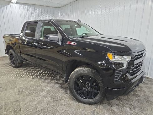 Used 2023 Chevrolet Silverado 1500 RST AWD/4WD image 7