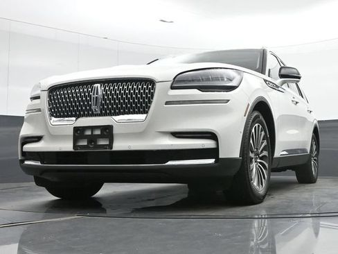 Used 2023 Lincoln Aviator Reserve w/ Equipment Group 201A RWD image 9