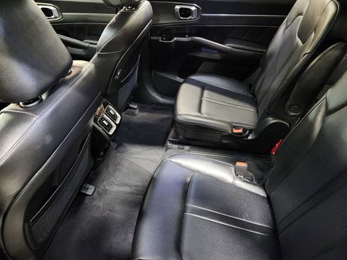 Used 2022 Kia Sorento SX image 52