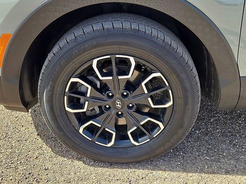 Used 2022 Hyundai Santa Cruz SEL Premium w/ Cargo Package image 11