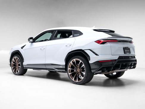 Used 2024 Lamborghini Urus S image 23