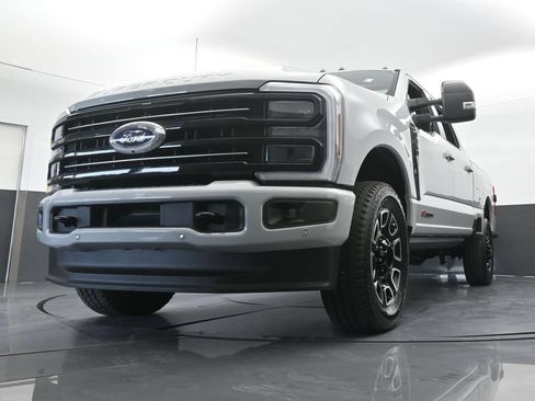 Used 2026 Ford F350 Platinum w/ FX4 Off-Road Package AWD/4WD image 71