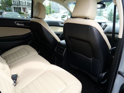 Used 2022 Ford Edge SEL AWD/4WD image 24