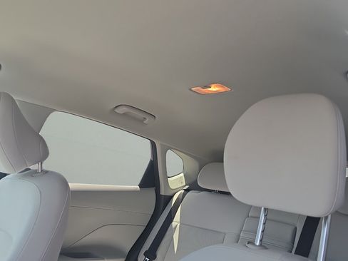 Used 2024 Hyundai Kona SEL FWD image 15