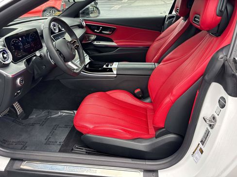 Used 2024 Mercedes-Benz CLE 450 4MATIC Cabriolet image 10