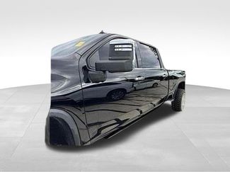 Used 2025 Chevrolet Silverado 2500 LTZ w/ LTZ Premium Texas Edition AWD/4WD video 3