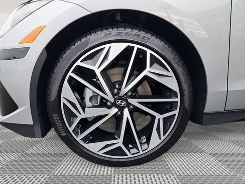 New 2025 Hyundai Ioniq 6 SEL image 10