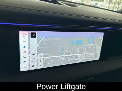 Used 2025 Porsche Macan Electric RWD image 10