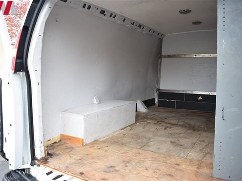 Used 2006 Chevrolet Express 3500 RWD image 20