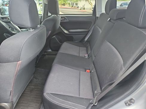 Used 2018 Subaru Forester 2.5i Premium w/ All-Weather Package AWD/4WD image 18