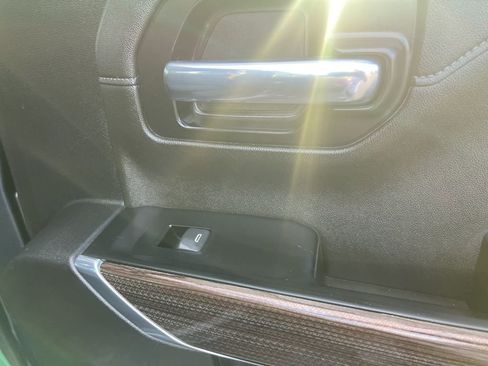 Used 2021 Chevrolet Silverado 1500 RST w/ Z71 Off-Road Package image 39