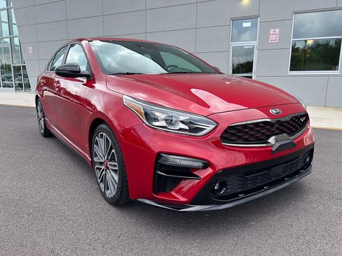 Used 2021 Kia Forte GT w/ GT2 Package FWD image 9