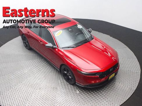 Used 2024 Honda Accord Sport image 3