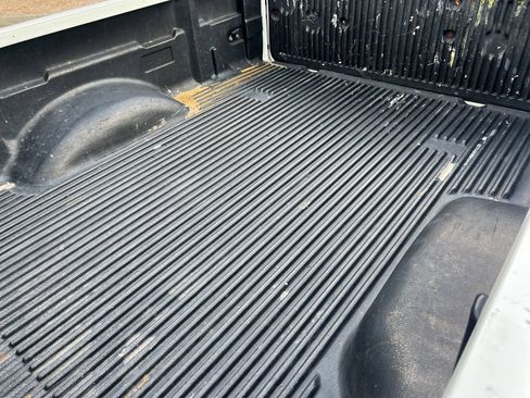 Used 2020 Nissan Frontier S RWD image 17