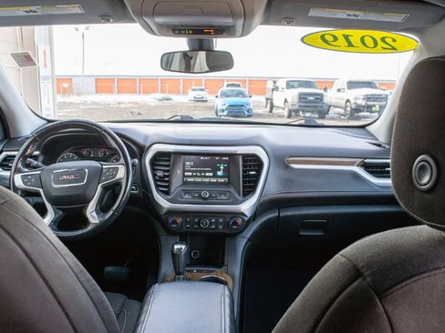 Used 2019 GMC Acadia SLE image 31