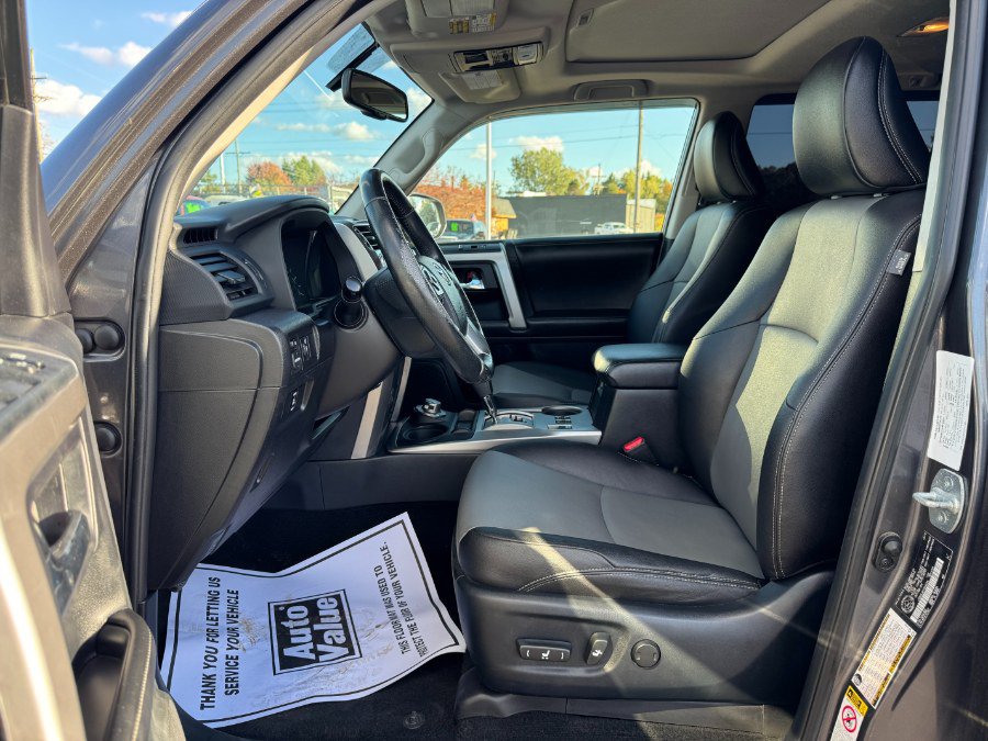Used 2015 Toyota 4Runner 4WD image 15