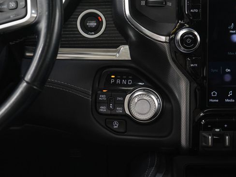 Used 2022 RAM 1500 Limited AWD/4WD image 22