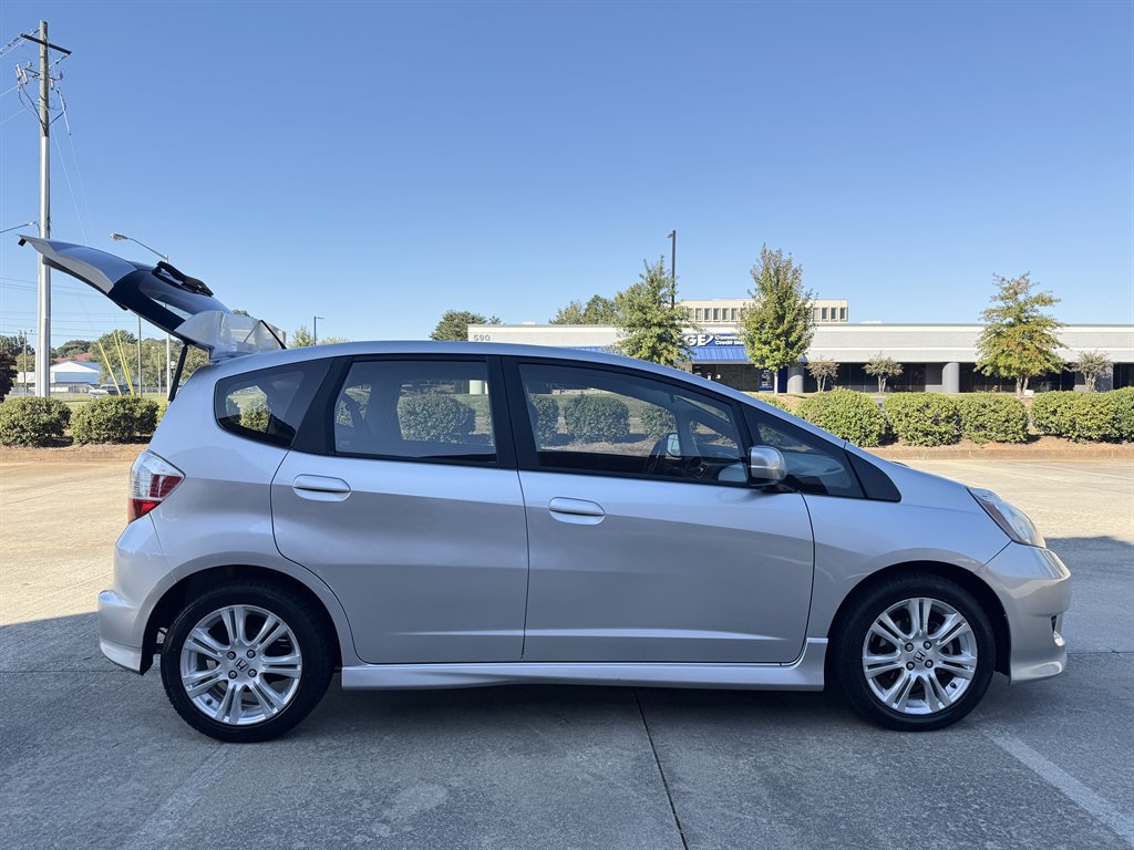 Used 2011 Honda Fit Sport image 27