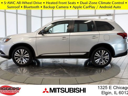 Used 2020 Mitsubishi Outlander SE image 5